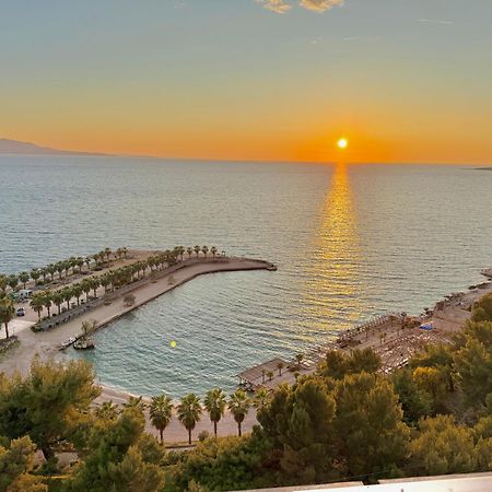 Helia Seaside Hotel Sarandë Eksteriør bilde