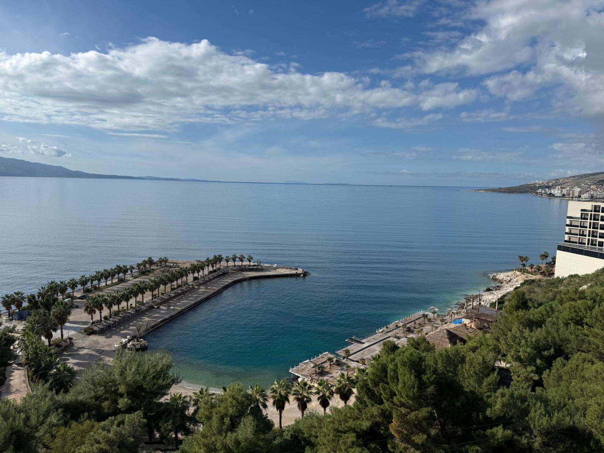 Helia Seaside Hotel Sarandë Eksteriør bilde