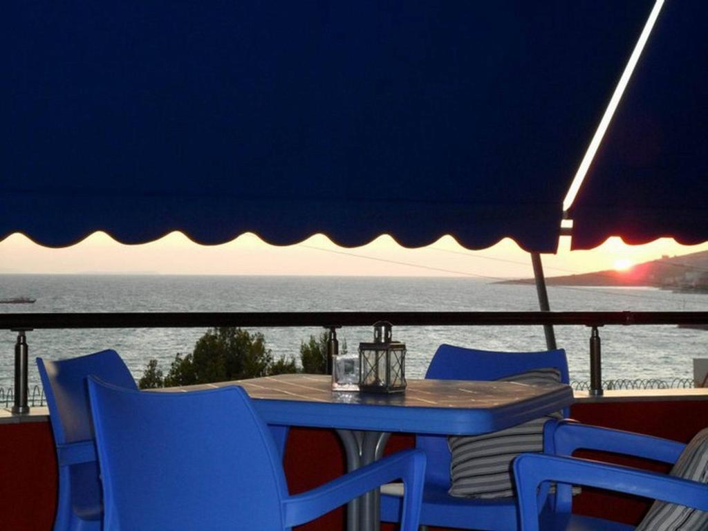 Helia Seaside Hotel Sarandë Eksteriør bilde